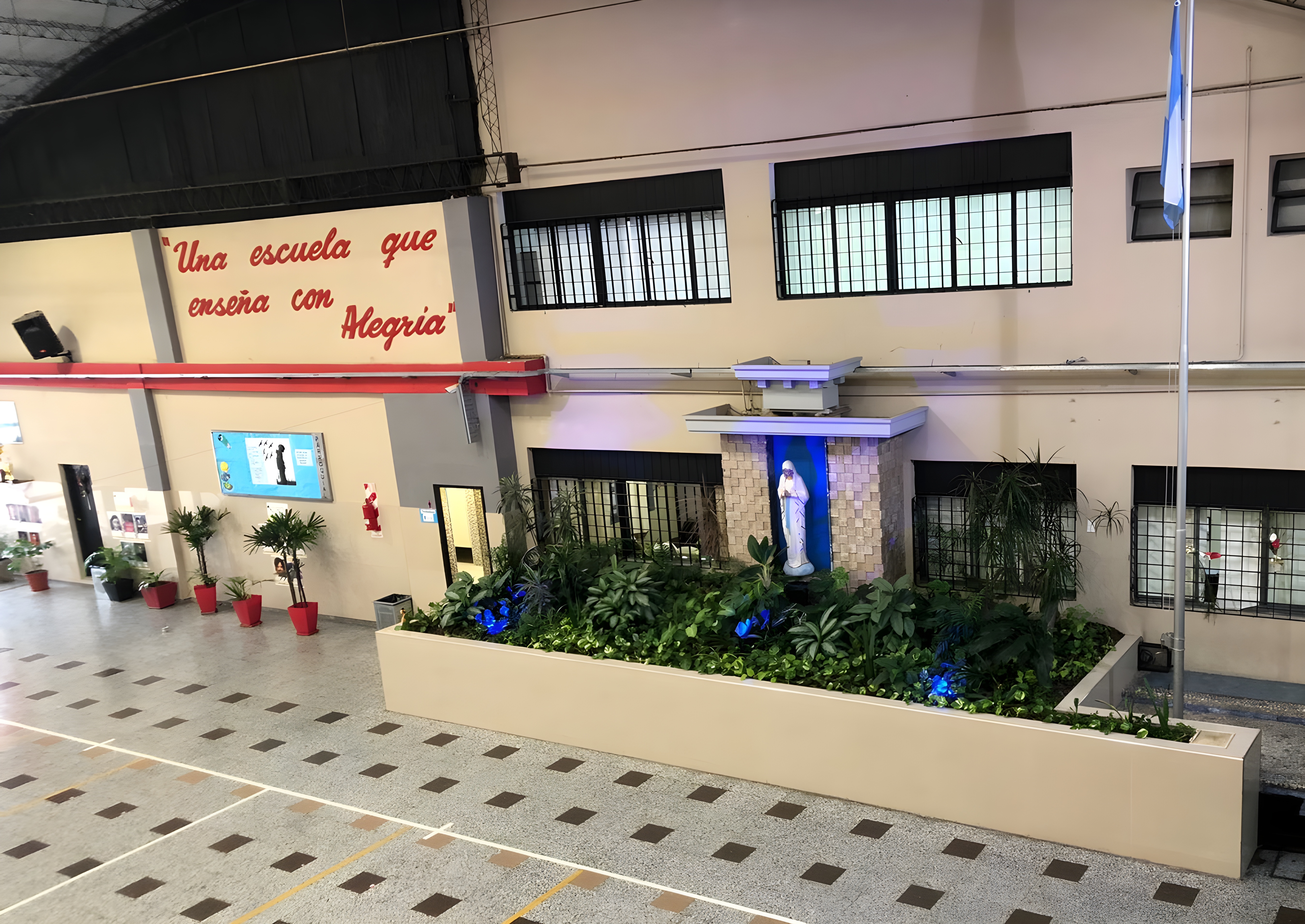 Patio del Parroquial San Justo